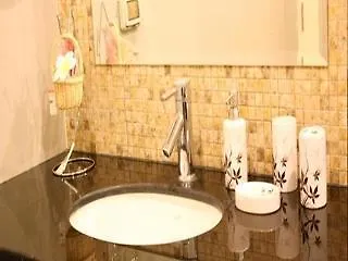 忆甲迈10号绿景套房酒店